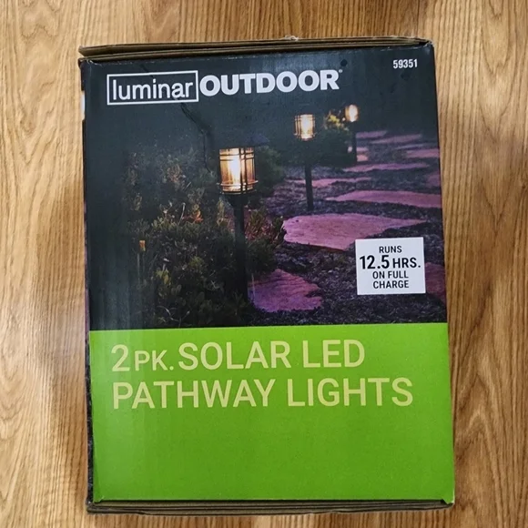 Luminar Outdoor Solar LED Pathway Lights 2 Pack NWT - Picture 2 of 7
